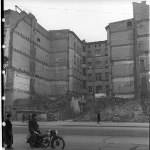 Negativ: Gelände, Motzstraße 11, 1950