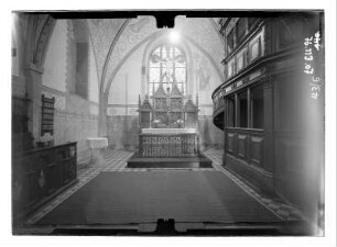 Roggow-Russow (Rerik-Russow). Kirche (Baubeginn A. 14. Jh., Umbau 1901/1904; G. L. Möckel). Inneres nach Osten