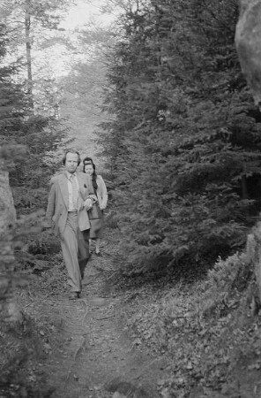 Roger Rössing und das Ehepaar Bartsch im Wald