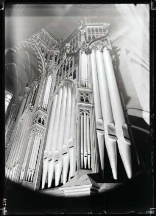Stiftskirche; Orgel mit Spieltisch