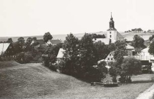 Gahlenz. Ansicht des Ortes mit Kirche
