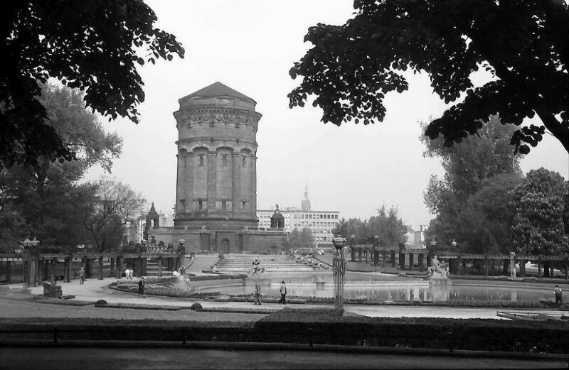 Mannheim: Wasserturm - Deutsche Digitale Bibliothek