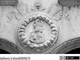Medaillonreliefs der Habsburger, Kaiser Maximilian