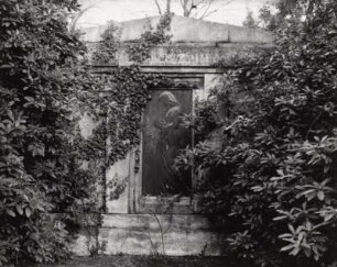 Wandgrabmal der Familie Köllmann