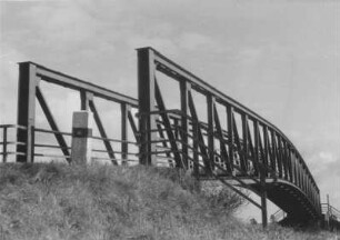 Fuß- und Radwegbrücke über die Leda bei Amdorf