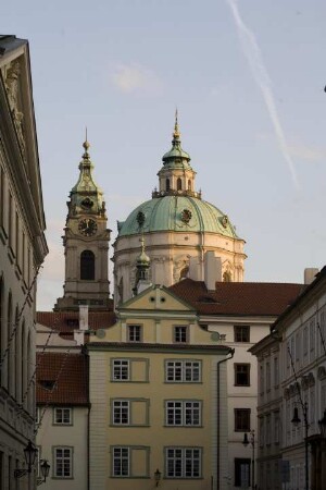 Stadtanlage, Katholische Kirche Sankt Nikolaus auf der Kleinseite, Prager Kleinseite, Tschechische Republik