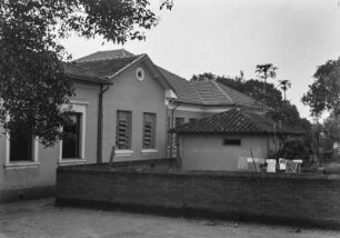 Schulhof : Schule im deutschen Viertel von Rio Claro. Blick auf den Schulhof.