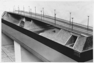 Zweigert-Brücke Rhein-Herne-Kanal Modell