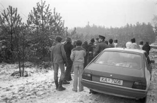 Entführung mit Erpressung und Mord an der elfjährigen Cornelia Becker aus Weingarten. Auffindung der Leiche im Kammerforst südlich der B 35 zwischen Karlsdorf und Graben-Neudorf