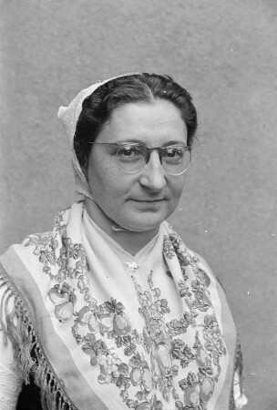 Porträt: Erna Schicht, Sekretärin des Domowina-Kreisverbandes Bautzen : Portret: Erna Šichtowa, sekretarka Domowinskeje župy Budyšin : Bautzen / Budyšin