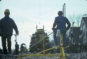 Korntal Streckenausbau Gleisbettstopfmaschine Bautrupp