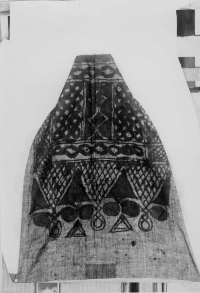 Embroidered sleeve of a Hausa robe