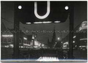 Berlin, Hardenbergstraße und Kaiser-Wilhelm-Gedächtniskirche bei Nacht