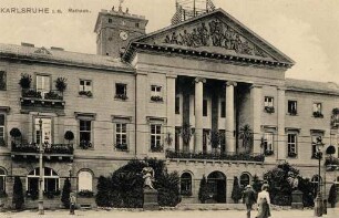 Postkartenalbum mit Motiven von Karlsruhe. "Karlsruhe in Baden. Rathaus"
