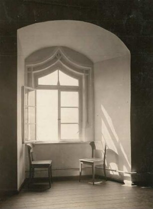 Sachsenburg. Schloß. Nische im Speisesaal