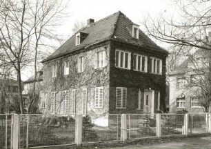 Dresden-Neustadt, Klarastraße 7. Villa (um 1935). Straßenansicht