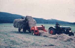 Fotografie: Niederdruckpresse, Futterbau