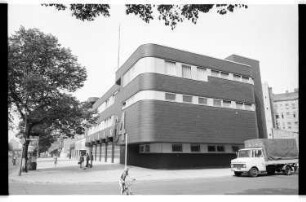 Kleinbildnegativ: Feuerwache, Wiener Straße, 1977
