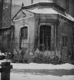 Dresden-Neustadt. Hauptstraße 17. Ansicht Wohnhaus, 1937, und Gartenpavillon, um 1714