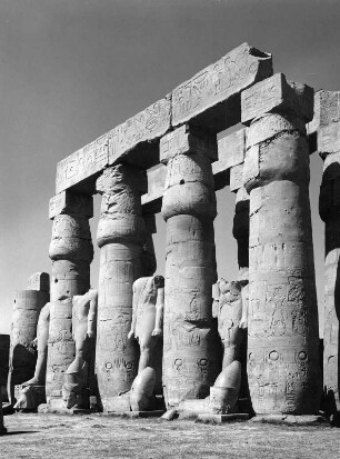 Hof Ramses II.