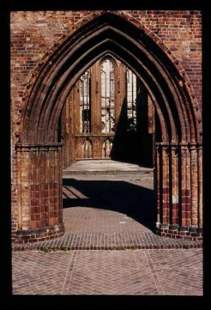 Ruine Klosterkirche 14.8.75.
