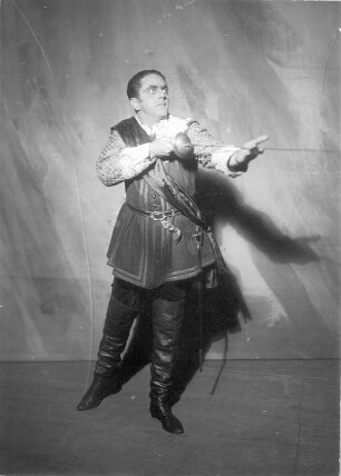 Die Macht des Schicksals. Oper von Giuseppe Verdi. Staatsoper Dresden, deutsche Uraufführung der Werfelschen Übertragung 20.3.1926 unter Leitung von Fritz Busch : Tino Pattiera als Inkaspross Alvaro