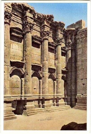 Baalbek. Bacchustempel, Inneres