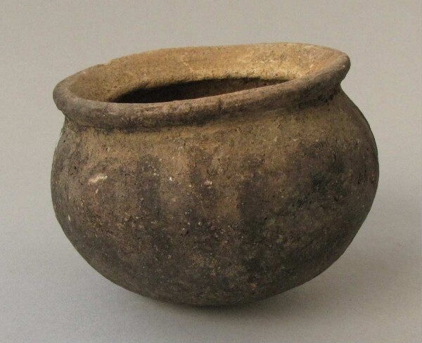 Clay vessel