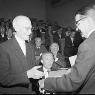 80. Geburtstag des Hochschullehrers Prof. Dr. Ing. Kurt von Sanden.