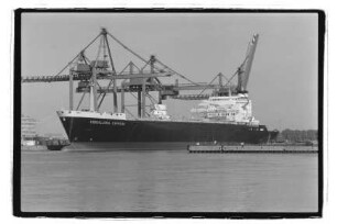 Cordillera Express (1977), Containerschiff, Hamburg-Amerikanische Packetfahrt-Actien-Gesellschaft, Hamburg, Bau-Nr. b463/02