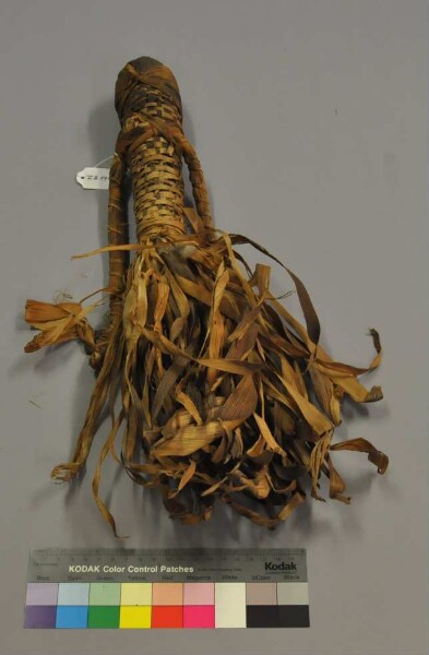 Straw doll (hut ornament)