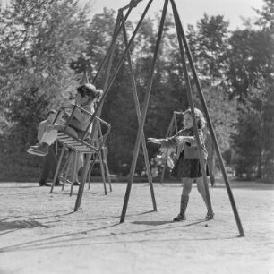 Im Stadtpark von Plowdiw. Kinderspielplatz