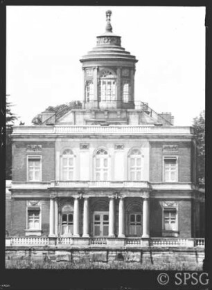 Potsdam, Marmorpalais, Seeseite, Vorderfront des Mittelbaus.