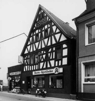 Fachwerkwohnhaus; Pfungstadt, Borngasse 5