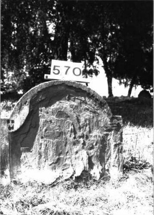 Grabstein 570
