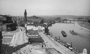 Dresden-Altstadt. Blick vom Turm des Ständehauses über das Italienische Dörfchen, Hotel Bellevue und Fernheizwerk nach Nordwesten