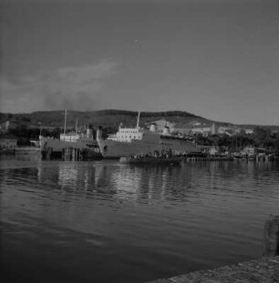 Saßnitz. Fährhafen mit den Fährschiffen Sassnitz (DDR) und Der Starke (Schweden)