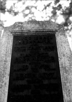 Gedenkstein (Detailaufnahme 2)