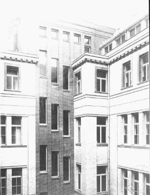 Düsseldorf, Verwaltungsgebäude der Mannesmann-Röhrenwerke, Teilansicht; Behrens, Peter