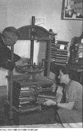 Dresden, Heidestraße, Kinderbücherei, November 1950