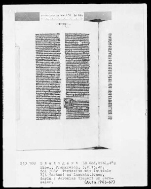 Lateinische Taschenbibel — Initiale E (t factum), darin trauert Jeremias um Jerusalem, Folio 306verso