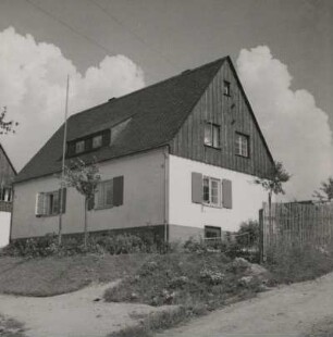 Frauenstein-Nassau. Siedlerhaus der neuen Siedlung in landschaftsgebundener Bauweise