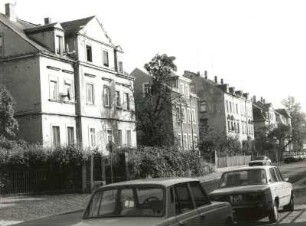Dresden-Kaditz, Rankestraße 50/46. Wohnhäuser (um 1900). Straßenansicht von Westen