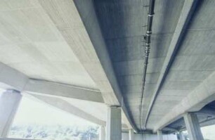 Überf. der A 3 über die A 560 im AK Siegburg