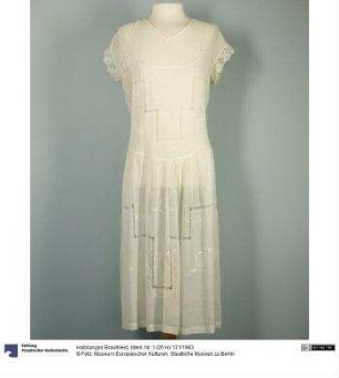 Halblanges Brautkleid