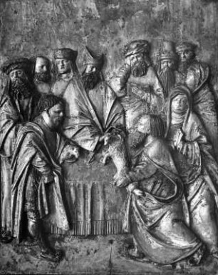 Schnitzaltar aus Sankt Georg mit Heiliger Sippe : Schnitzaltar aus Sankt Georg mit Heiliger Sippe. Holz, geschnitzt (um 1525/1530). Bildfeld mit Darbringung von Lämmern. Klagenfurt: Bischöfliches Diözesanmuseum Klagenfurt