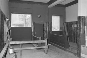 Renovierung des Hauses Kriegsstraße 76 zwecks Unterbringung eines Jugendclubs der Arbeiterwohlfahrt im Erdgeschoss