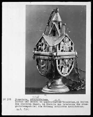 Weihrauchfass mit Darstellungen von Engeln und der Evangelistensymbole
