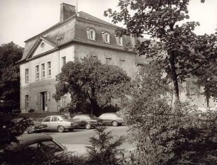 Ansicht der Stadthalle vom Rosental. Detmold. Schlossplatz