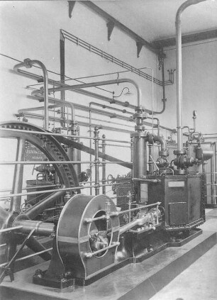 Linde-Kompressor zur Luftverflüssigung (Rheinau) : Technikgeschichte | Maschinenbau | Hebezeuge | Pumpen, Ventilatoren, Kompressoren